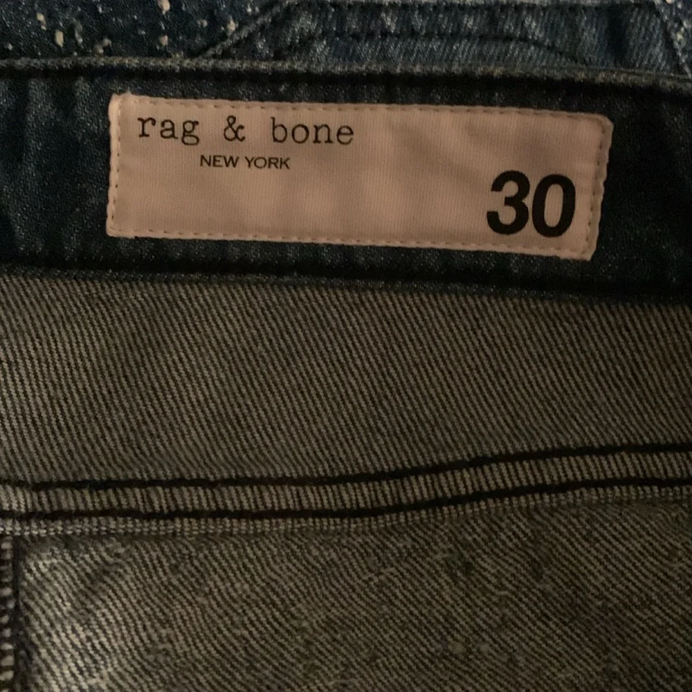 Rag & Bone rag & bone size 30
THE LOGAN Mid Rise /Wide Leg Jeans - Picture 8 of 13